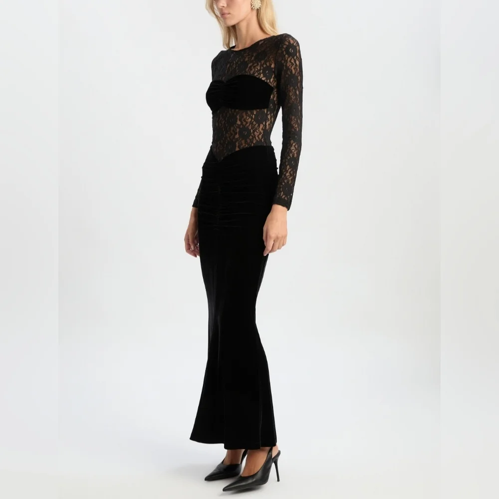 Bardot helenie velour lace maxi dress‎ in black - Picture 8 of 15